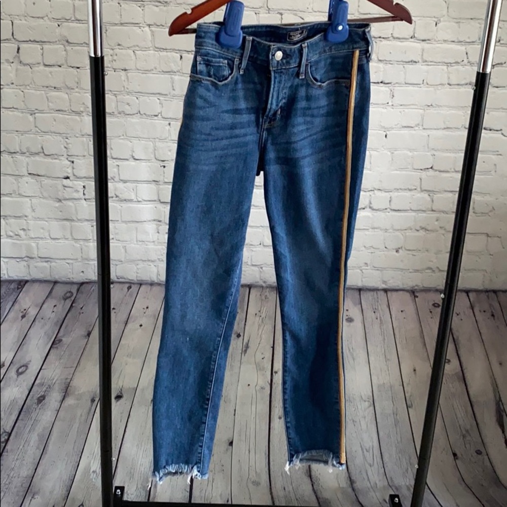 Abercrombie & Fitch Harper Low Rise Ankle Jeans